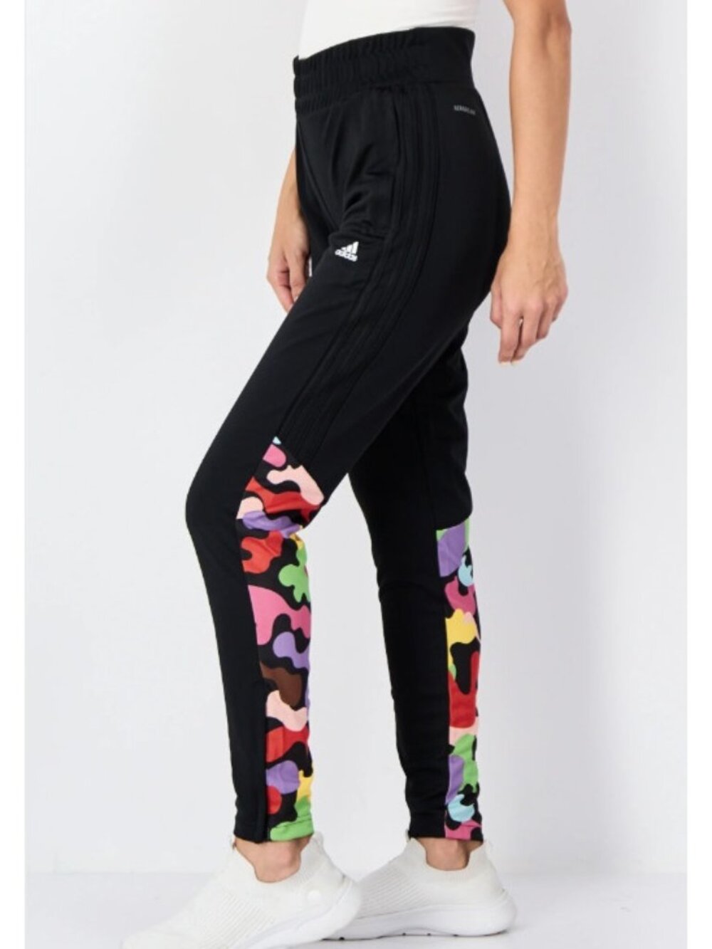 Rich Mnisi x Adidas IJ3003 Training Tiro Pride Leggings ( XXS )